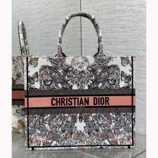 Christian Dior Shopping Bags